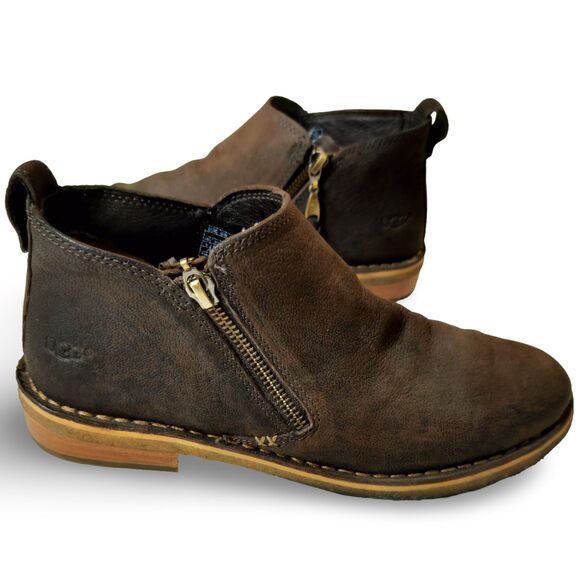UGG Shoes - UGG Australia Clementine Side Zipper Boot Brown Leather Size 8 Women's